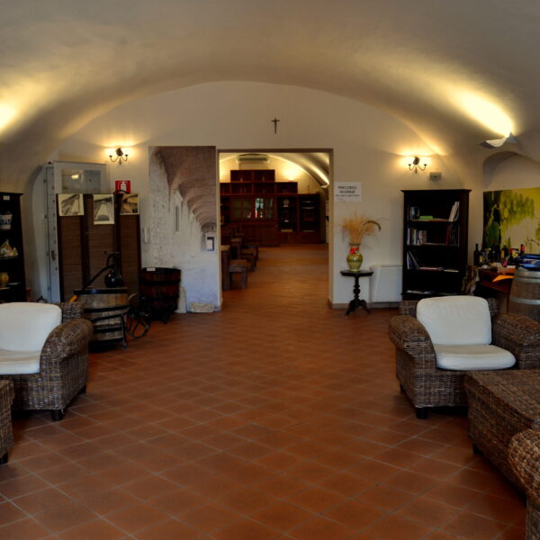 Interno Enoteca Provinciale di Messina